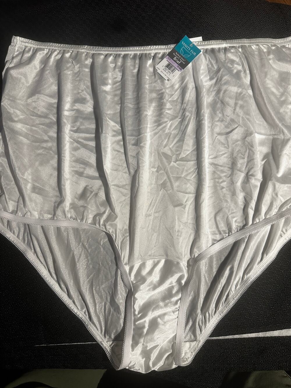 Vanity Fair Perfectly Yours Ravissant Full Coverage Brief White NWT 11/4XL